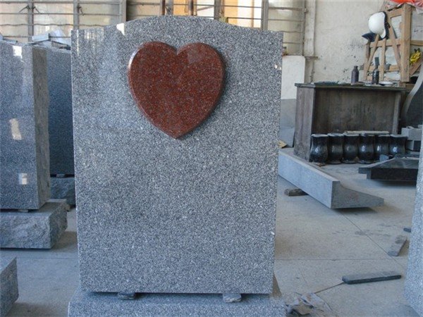 heart gravestone